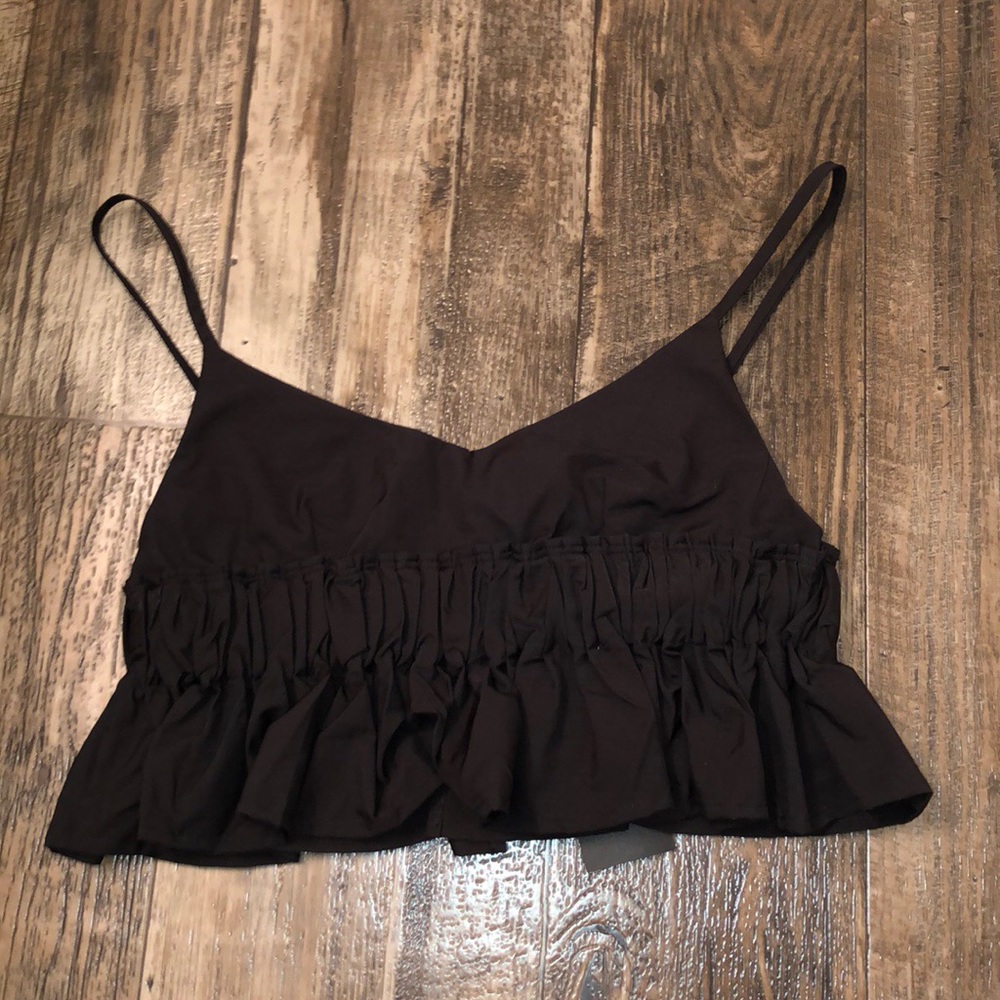 NWT black cropped tank